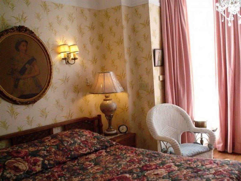 Pimblett'S Toronto Downtown Bed &Breakfast Bed & Breakfast ภายนอก รูปภาพ