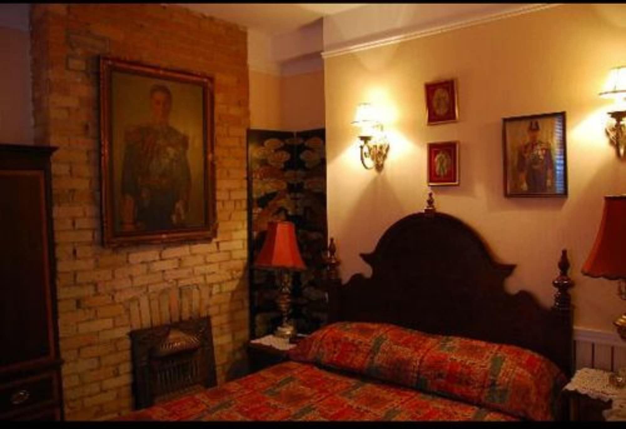 Pimblett'S Toronto Downtown Bed &Breakfast Bed & Breakfast ภายนอก รูปภาพ