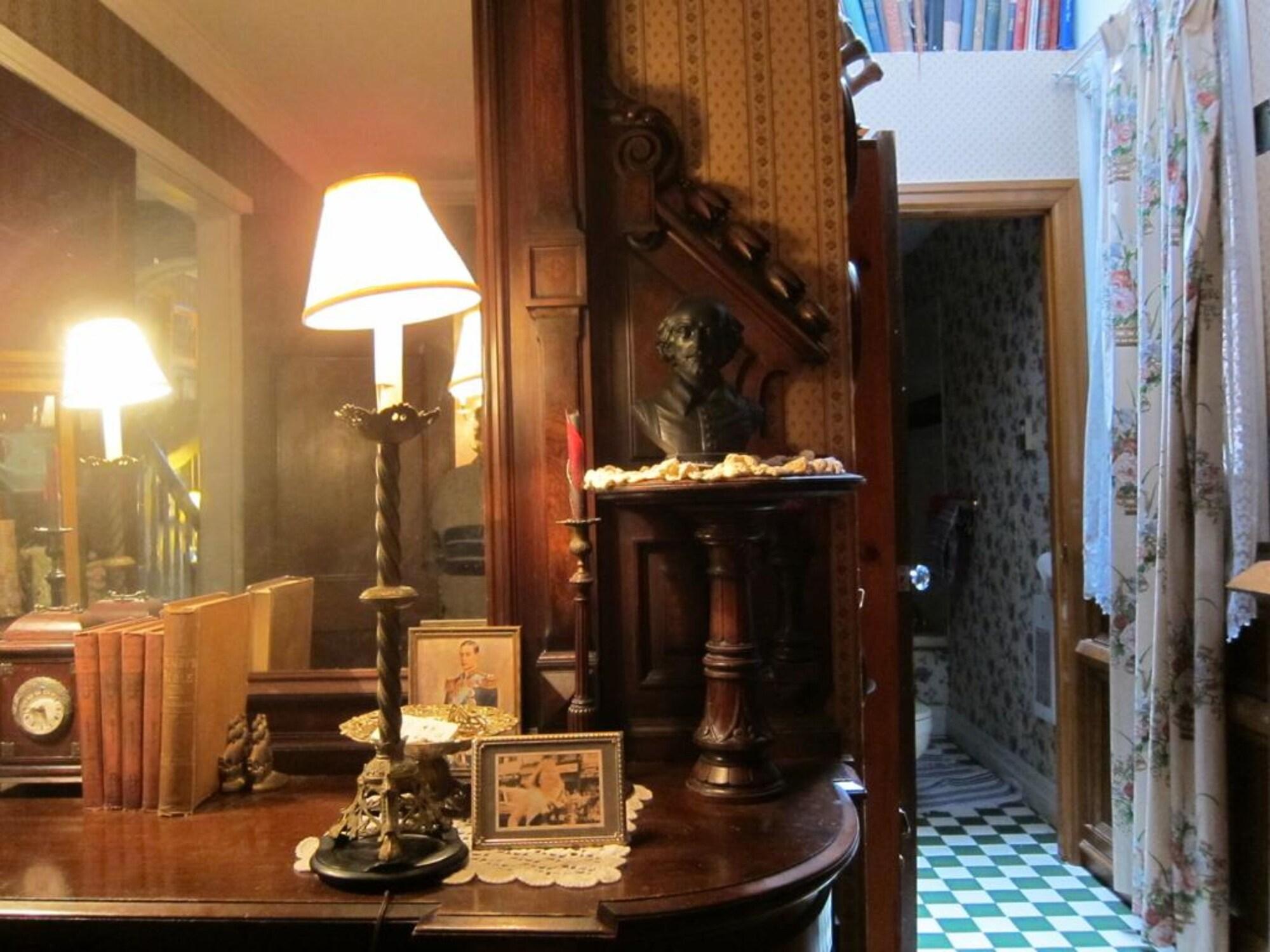 Pimblett'S Toronto Downtown Bed &Breakfast Bed & Breakfast ภายนอก รูปภาพ